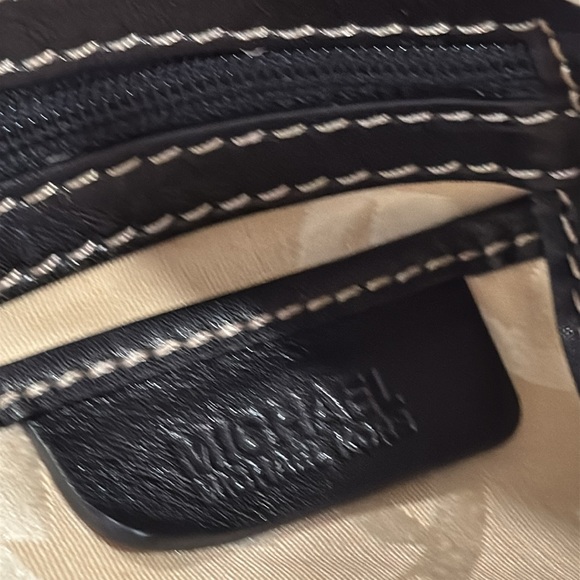 Michael Kors Vintage Uptown Astor Leather Studded Satchel EUC - Picture 15 of 17